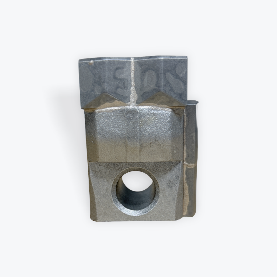 ZPM - C/3 Side Scraper Right - (FAE 112700004 Replacement)